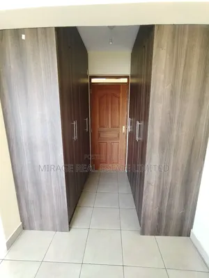 3bdrm Apartment in Jamhuri Estate for rent