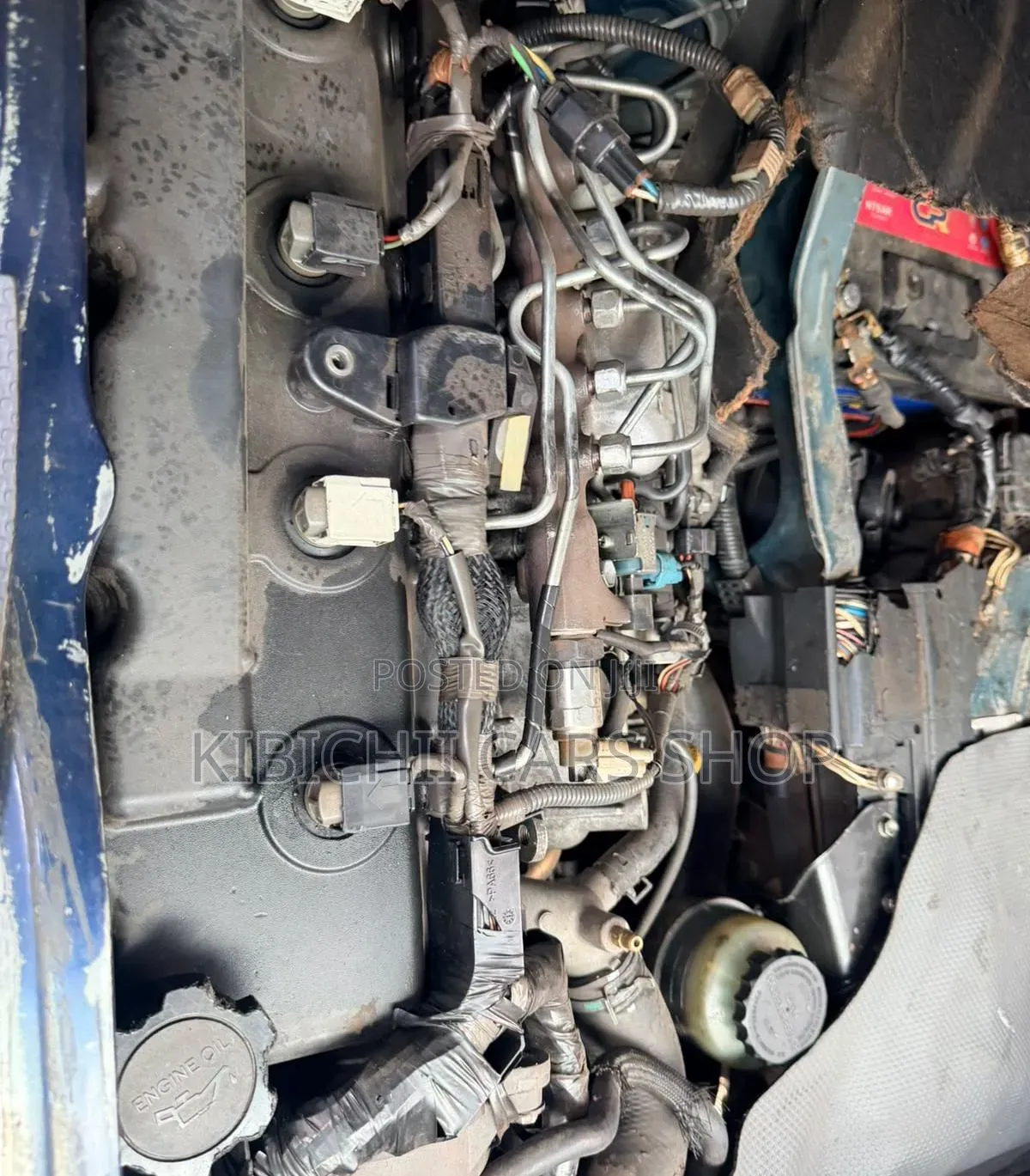 Toyota HiAce 2013 Blue