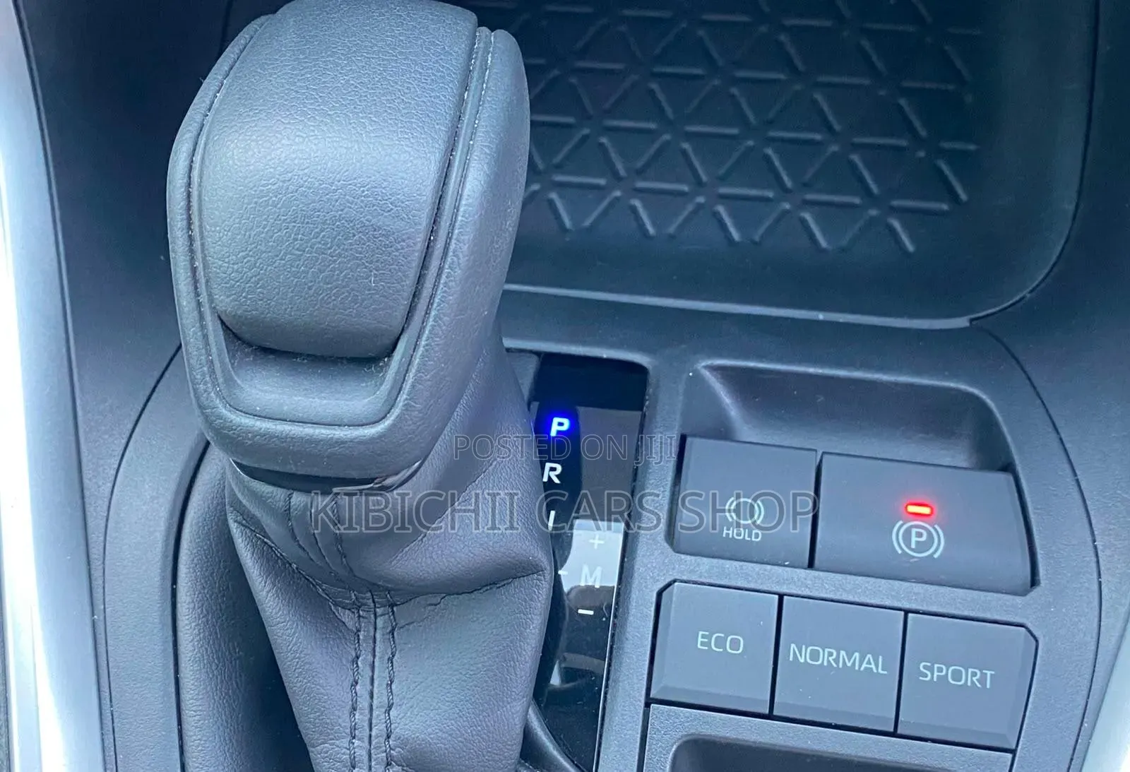 Toyota RAV4 2019 White