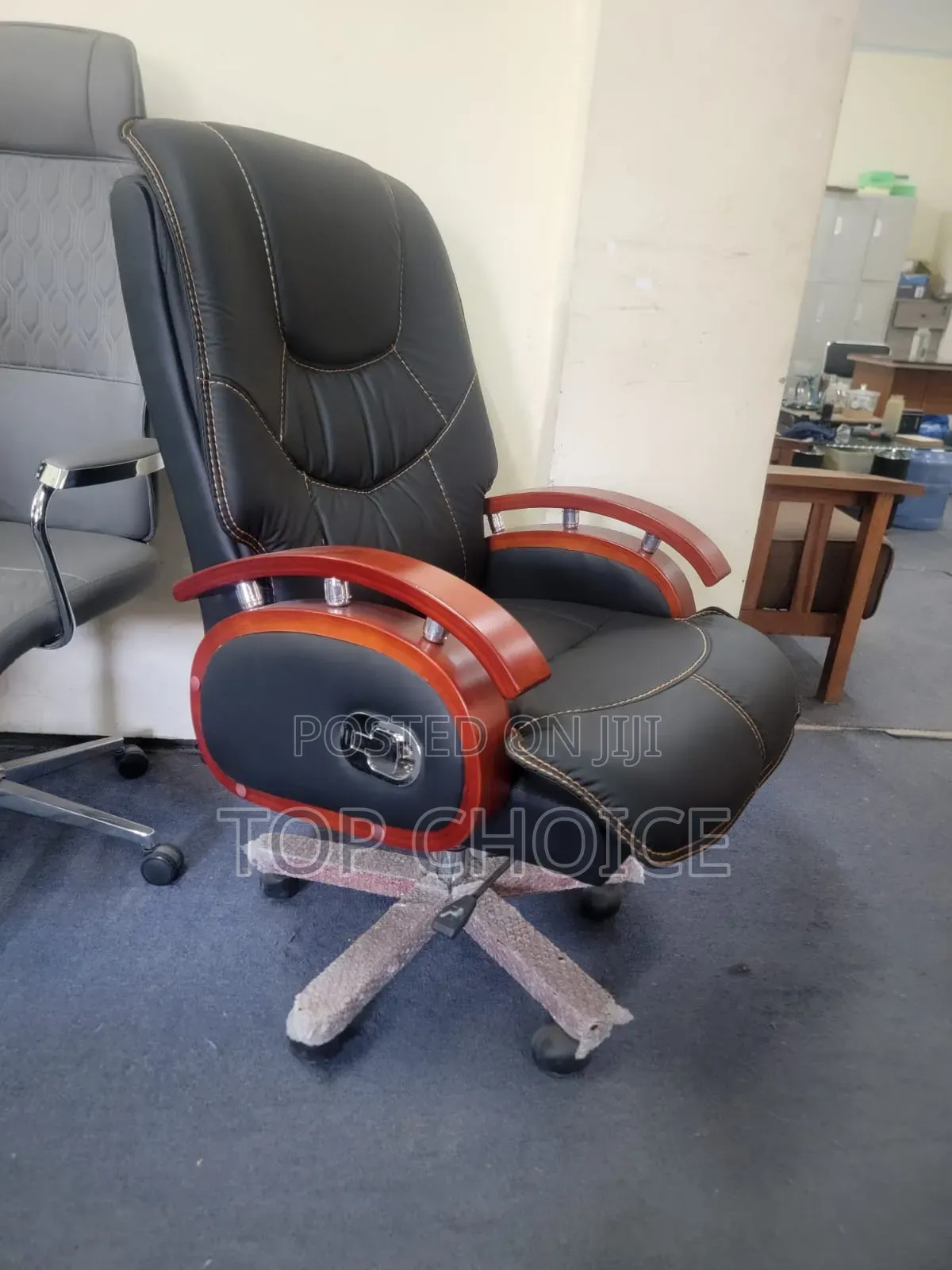 Executive Office Chair