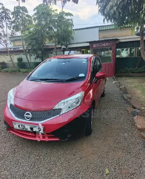 Nissan Note 2016 Red