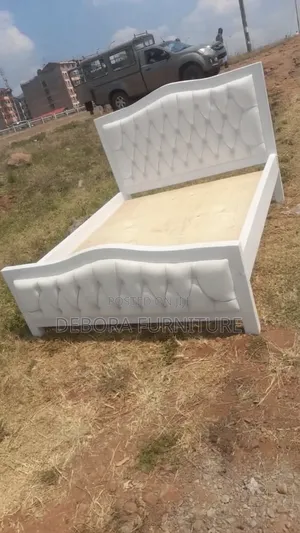 Unique 5*6 Mocket Bed