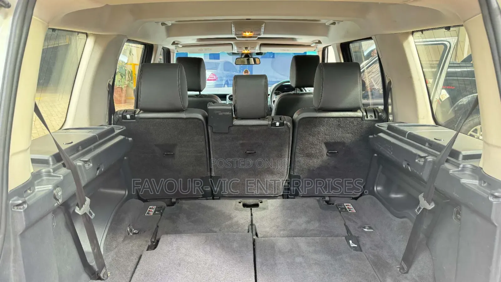 Land Rover Discovery Sport 2015 White