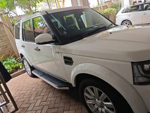 Land Rover Discovery Sport 2015 White