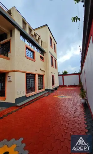 5bdrm Maisonette in Daykio, Kimbo for sale