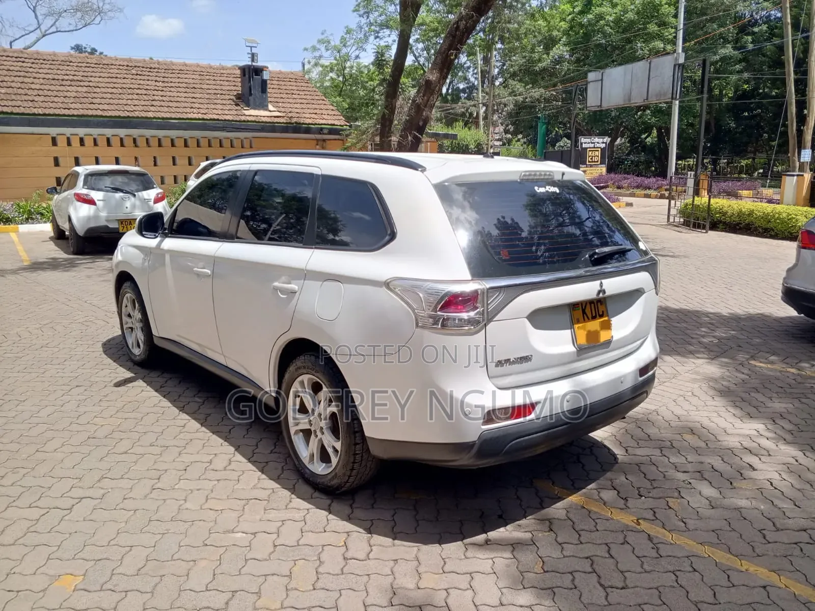 Mitsubishi Outlander 2014 White