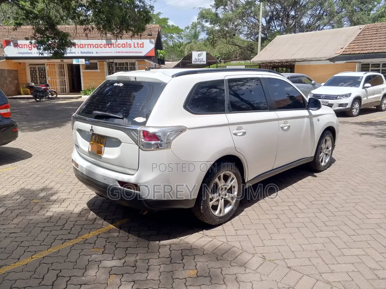Mitsubishi Outlander 2014 White