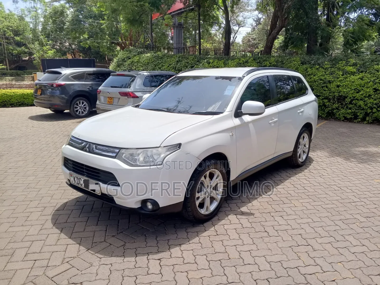Mitsubishi Outlander 2014 White