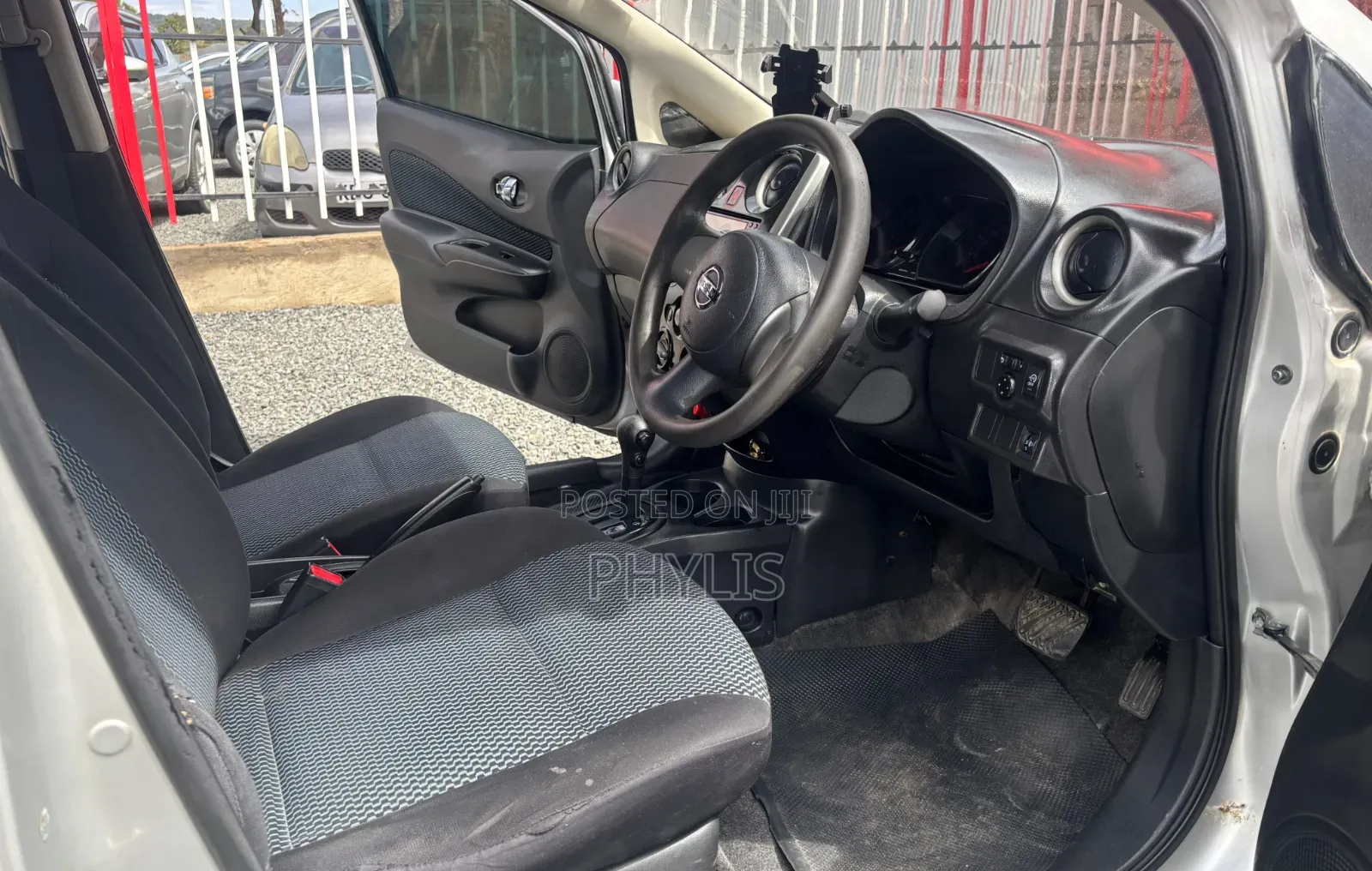 Nissan Note 1.2 Petrol 2012 Silver