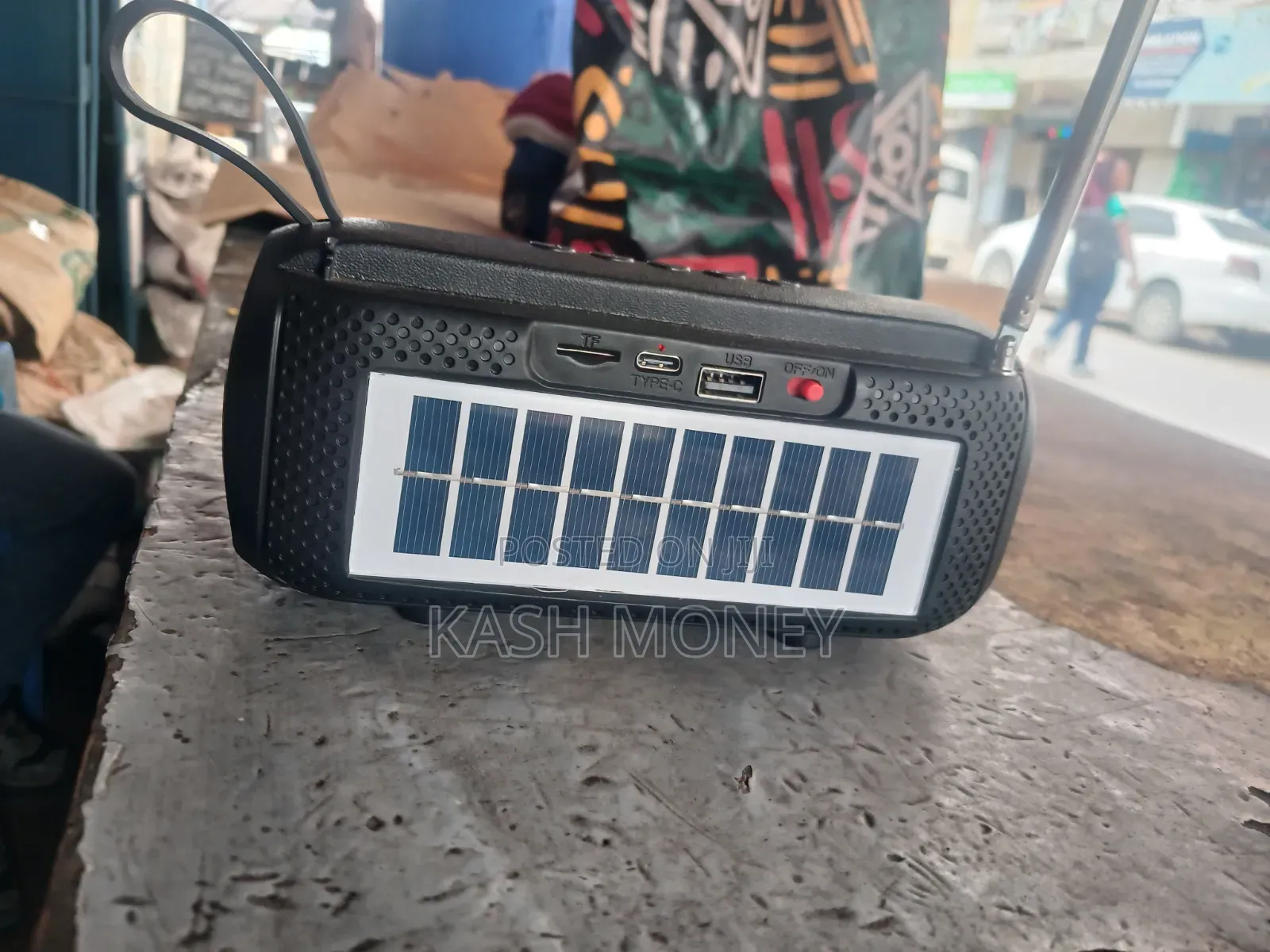 Caston Solar Digital Speaker