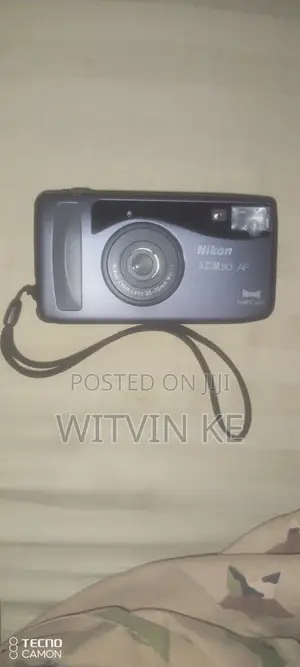 Nikon Zoom 31O AF