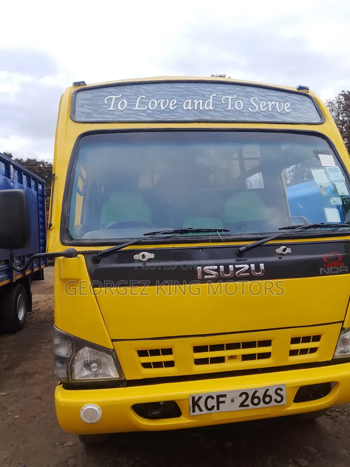 Isuzu NQR 2015 Yellow