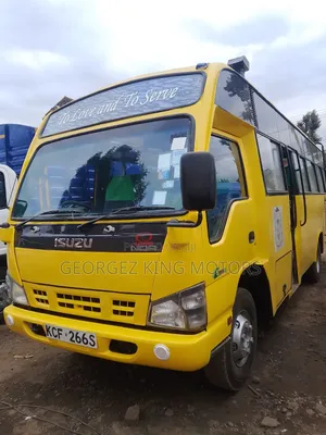 Isuzu NQR 2015 Yellow