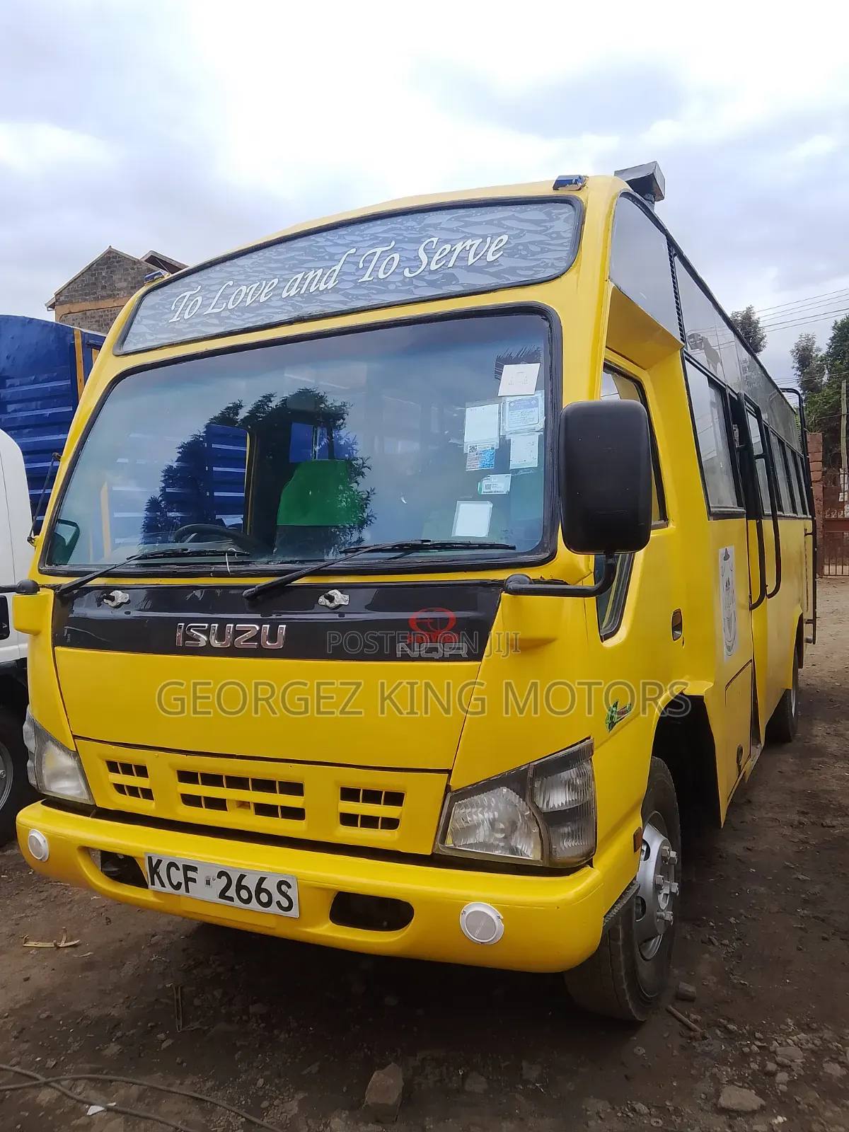 Isuzu NQR 2015 Yellow