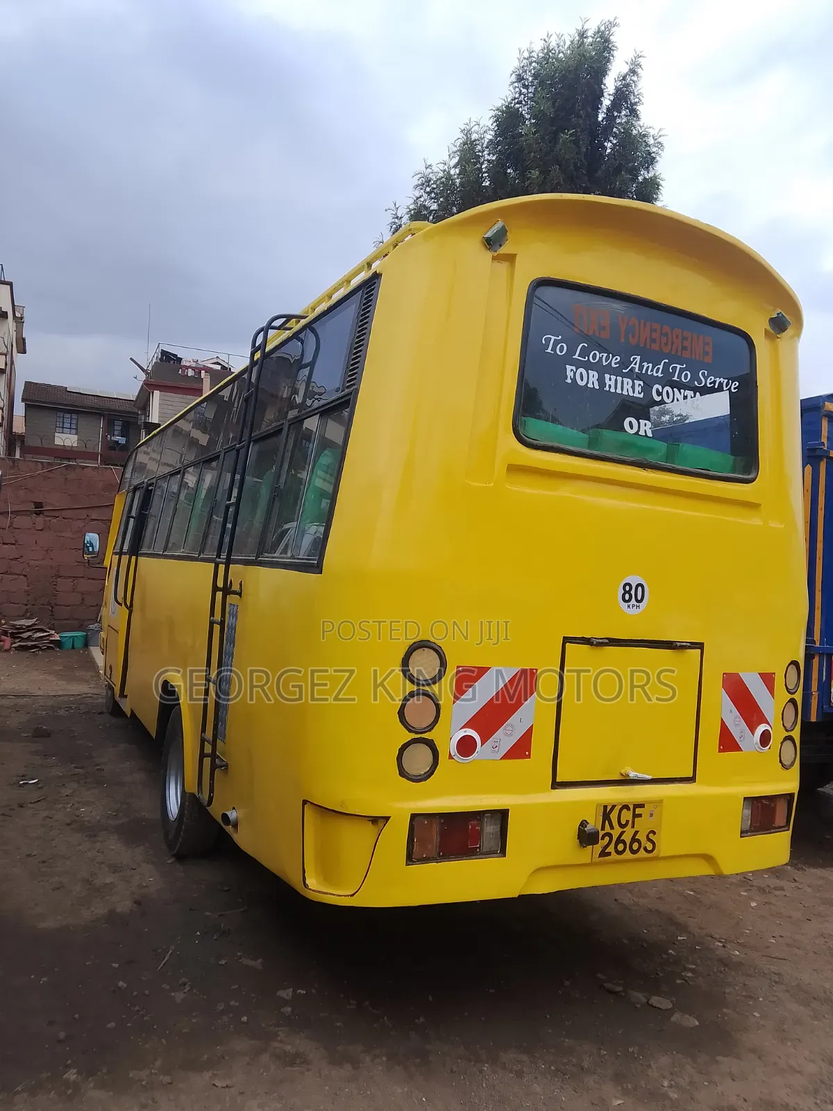 Isuzu NQR 2015 Yellow