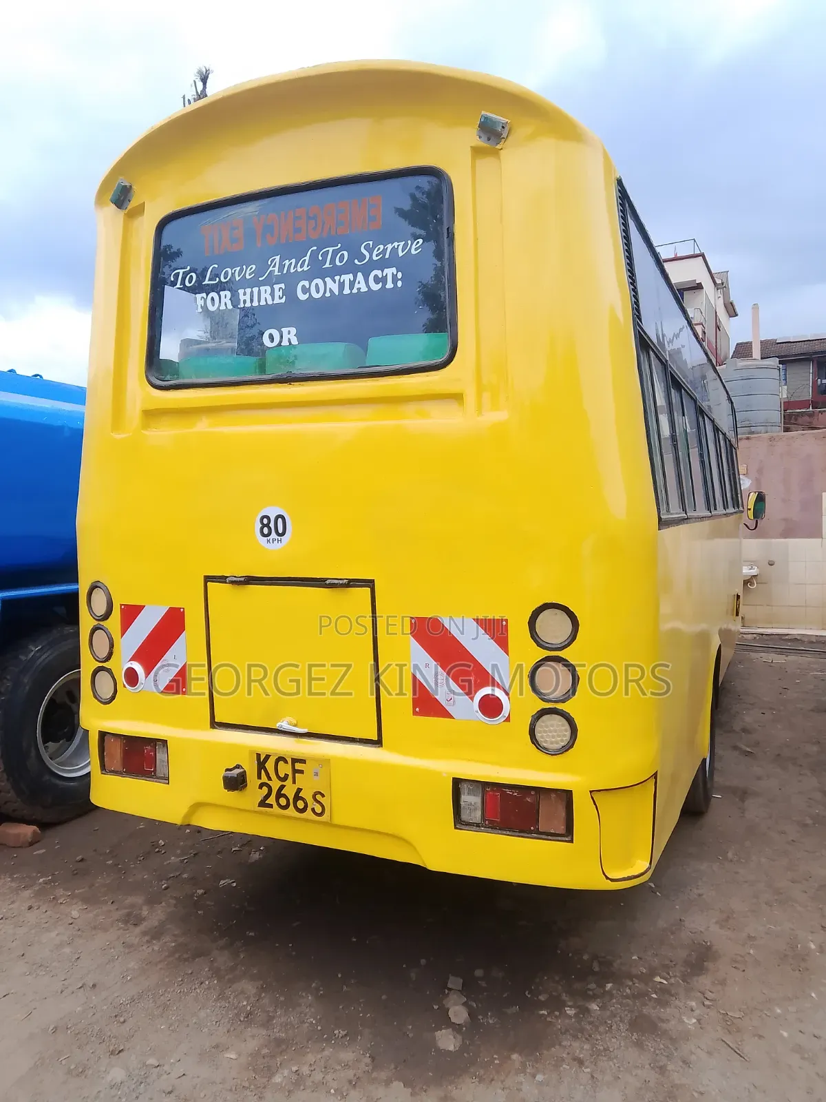 Isuzu NQR 2015 Yellow