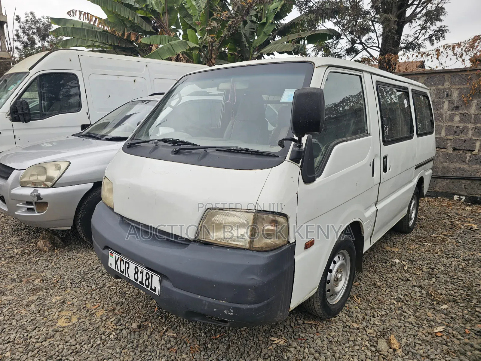 Mazda Bongo 2011 White