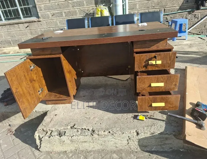 1.4M Imported Office Desk | Executive Computer Table | Modern Desk