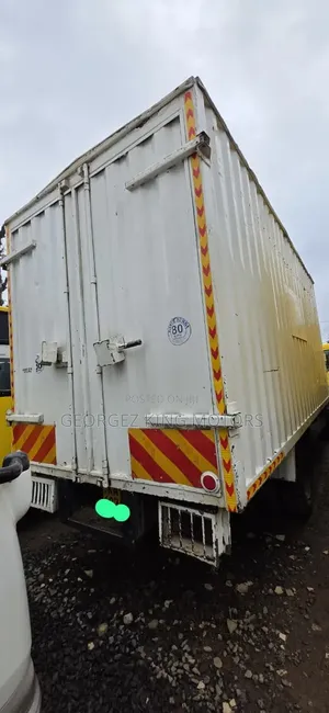 Mitsubishi Canter