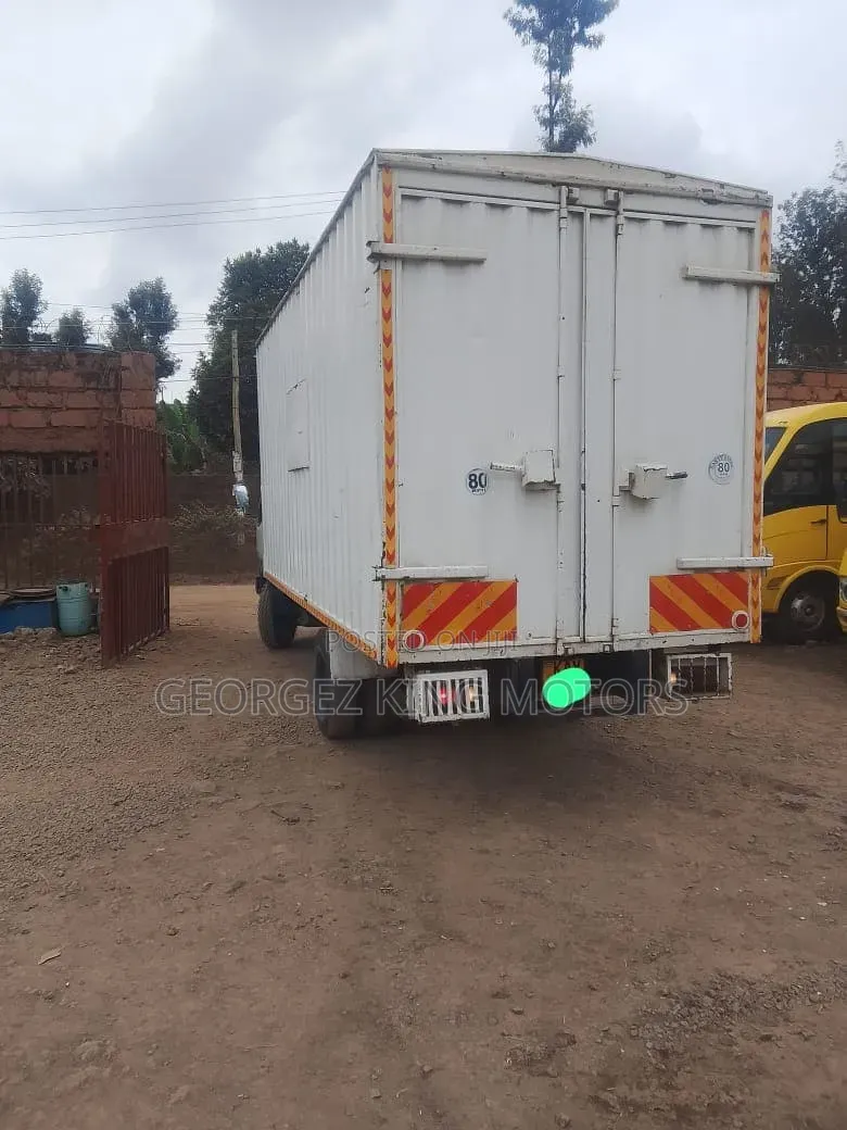 Mitsubishi Canter