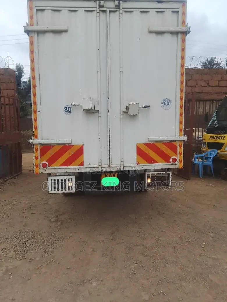 Mitsubishi Canter