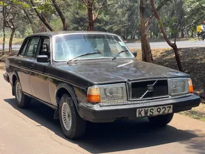 Volvo 240 1983 Brown