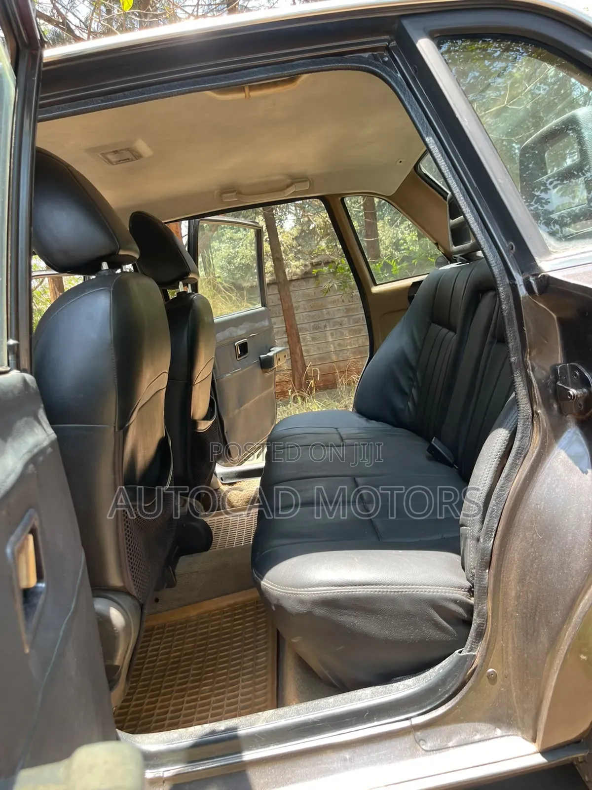 Volvo 240 1983 Brown