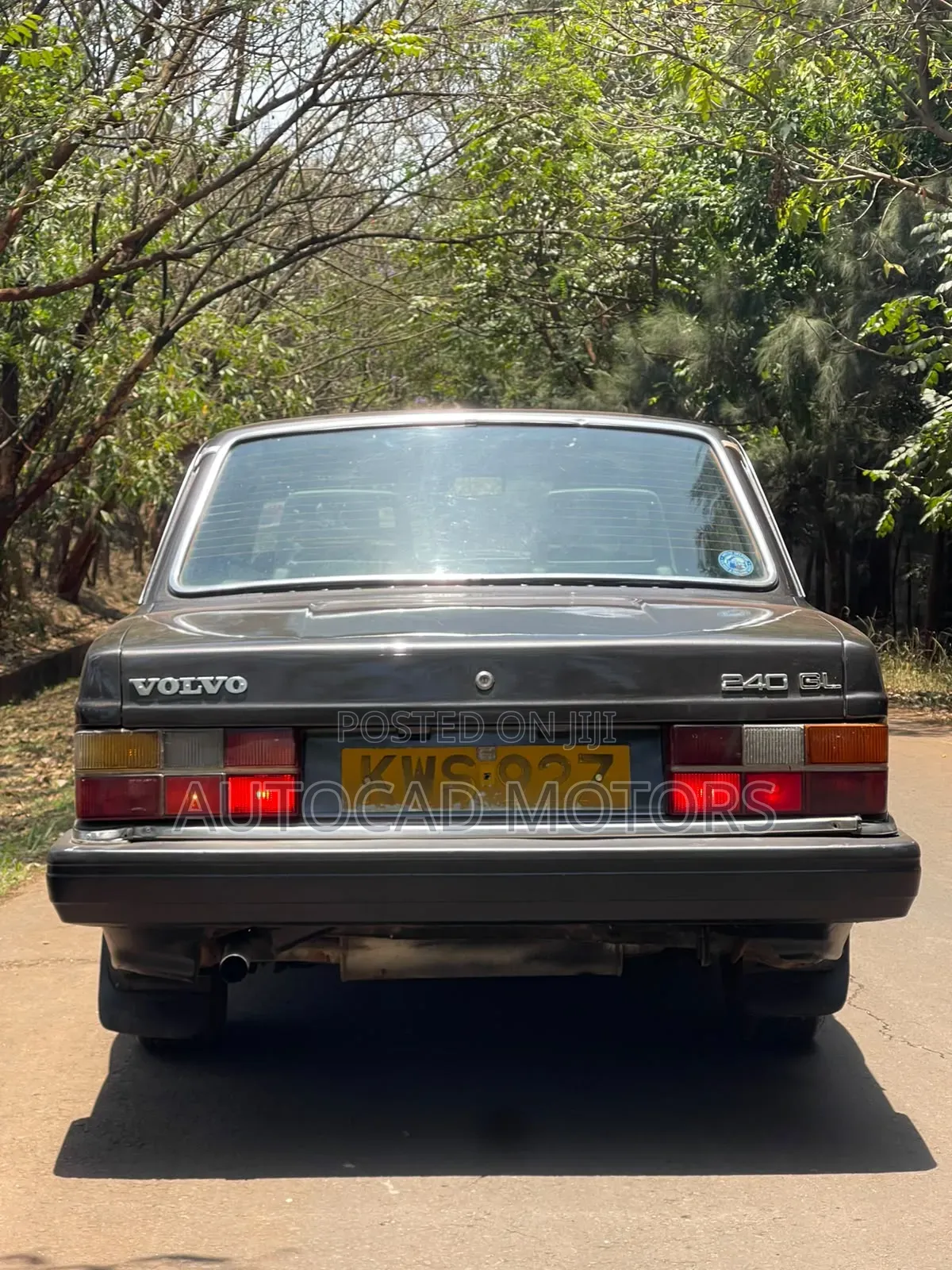 Volvo 240 1983 Brown