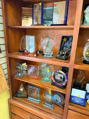 Premium Crystal Awards Trophies