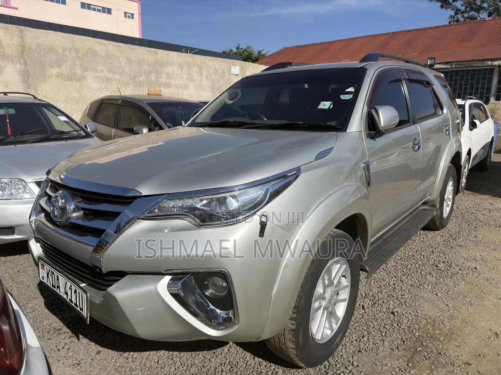 Toyota Fortuner 2.7 AWD 2013 Silver