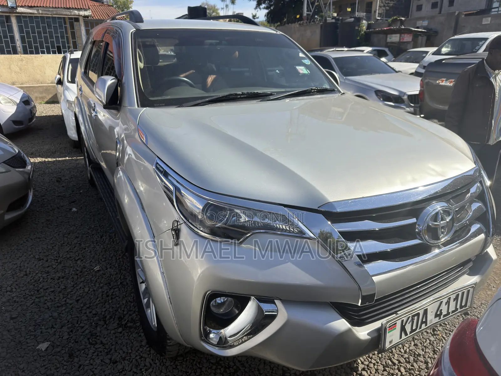 Toyota Fortuner 2.7 AWD 2013 Silver