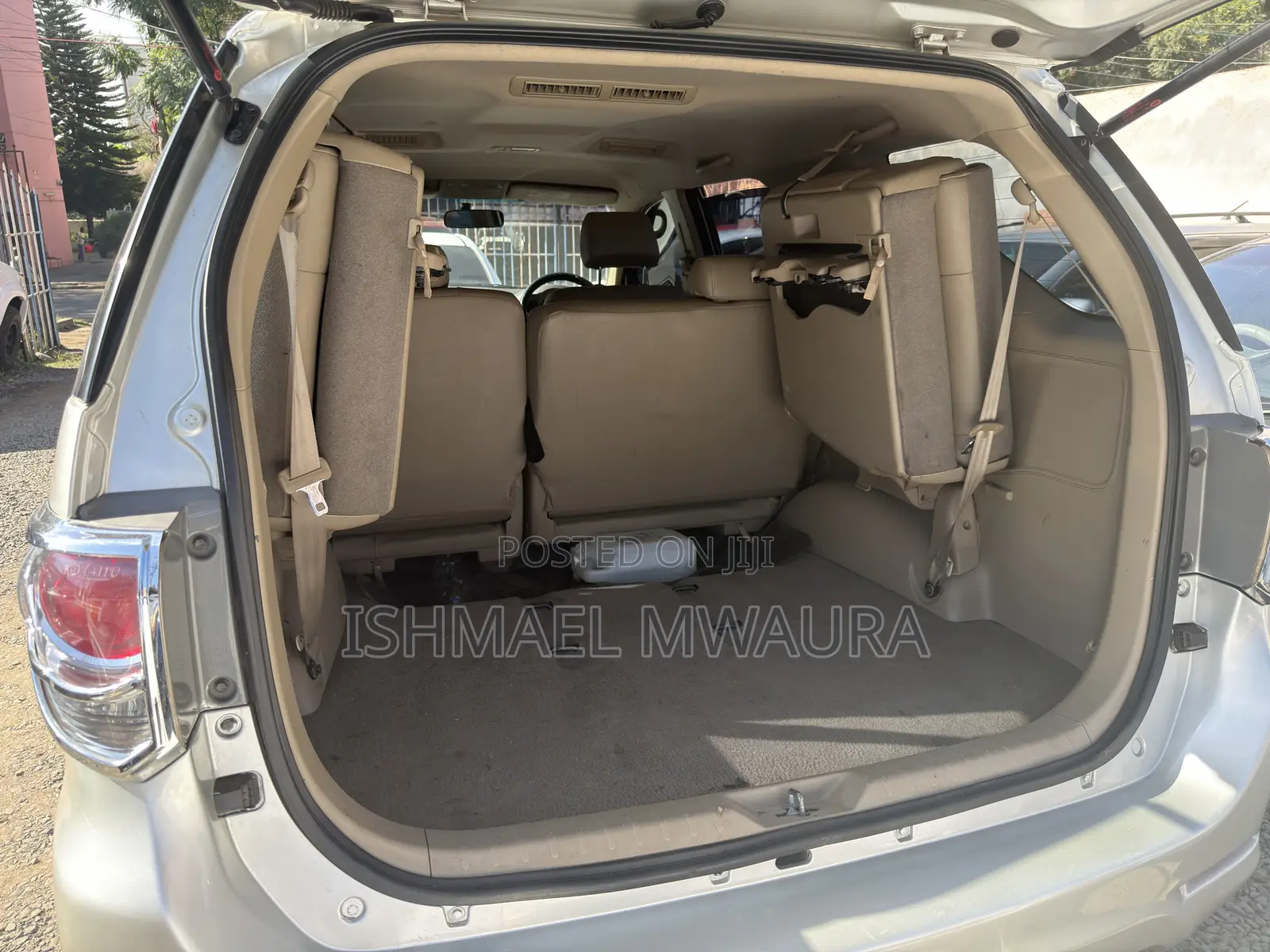 Toyota Fortuner 2.7 AWD 2013 Silver