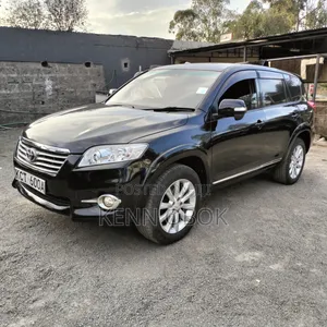 Toyota Vanguard 2011 Black