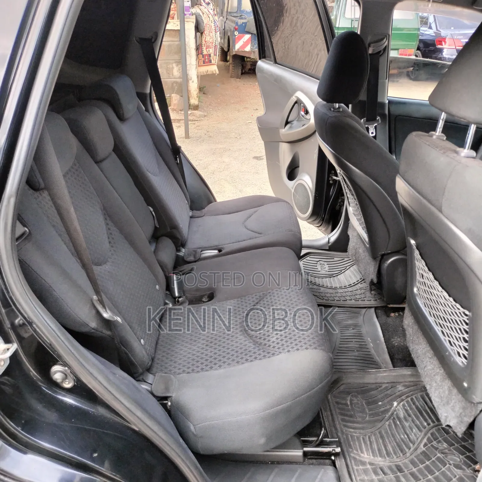 Toyota Vanguard 2011 Black