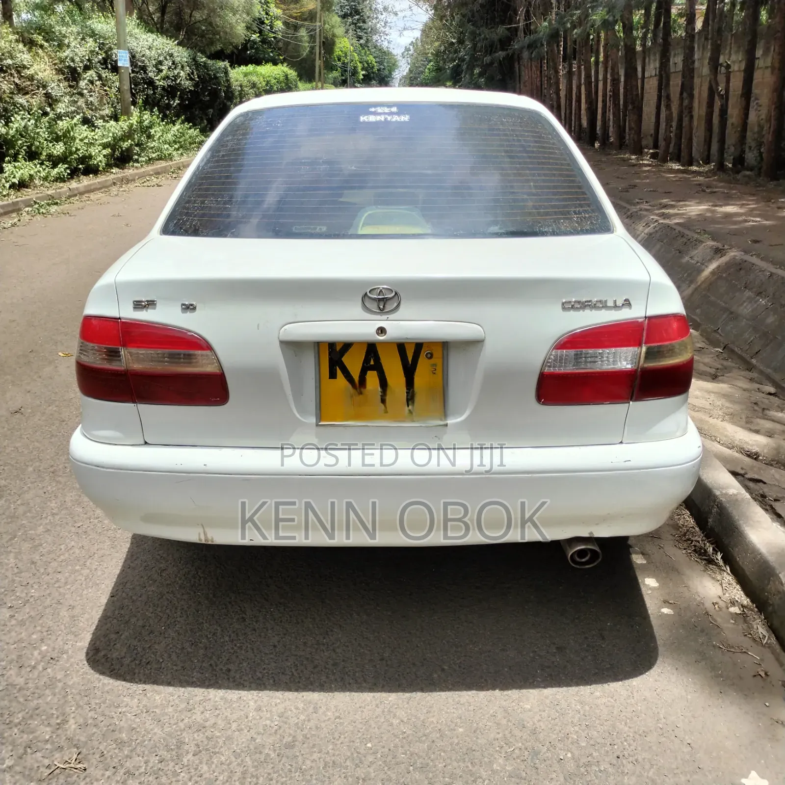 Toyota Corolla Sedan 1998 White