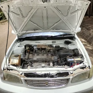 Toyota Corolla Sedan 1998 White