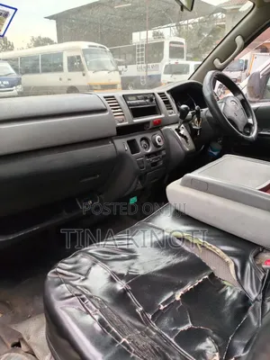 Toyota HiAce 2008 Silver