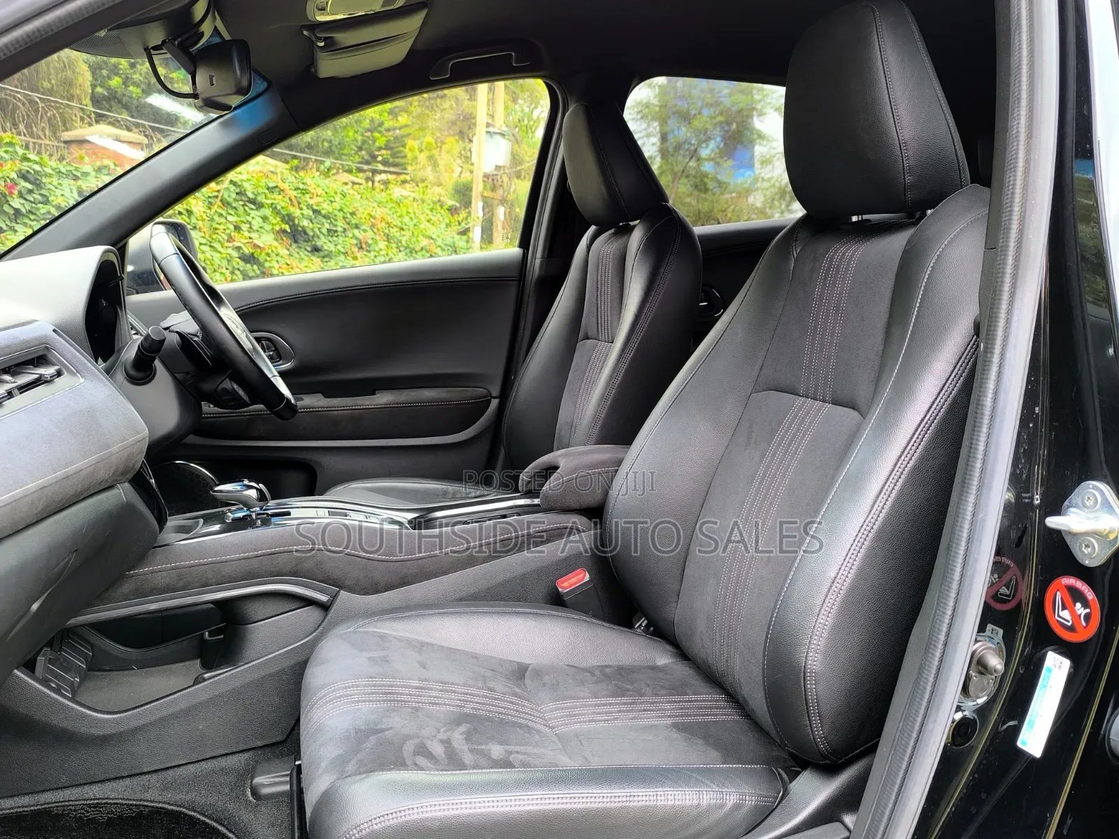 Honda Vezel 1.5 Hybrid 2WD 2019 Black