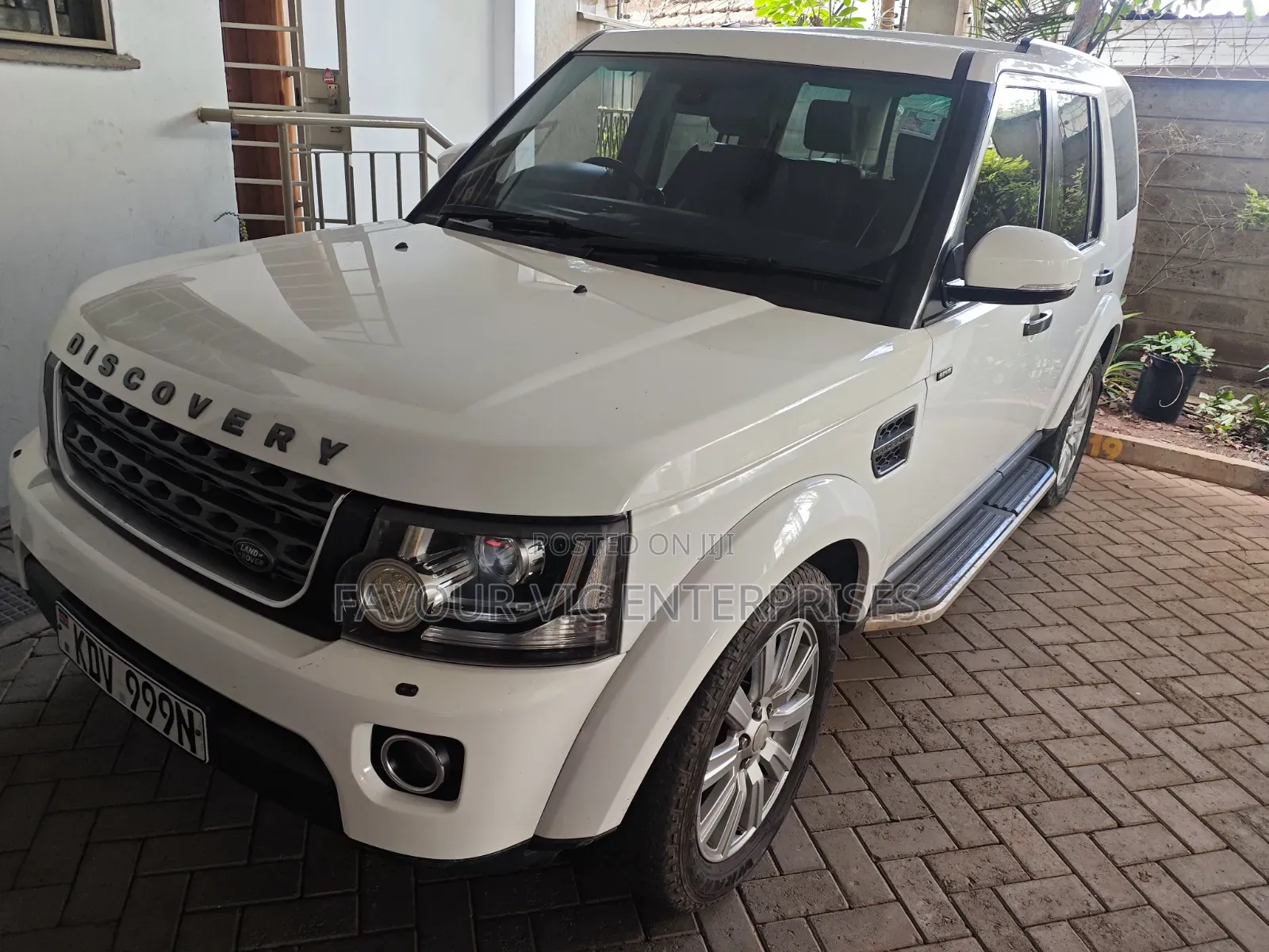 Land Rover Discovery Sport 2015 White