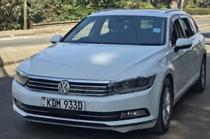 Volkswagen Passat 2016 White