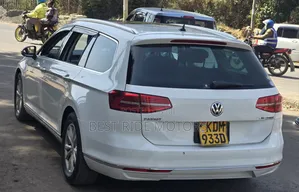 Volkswagen Passat 2016 White