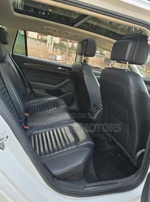 Volkswagen Passat 2016 White