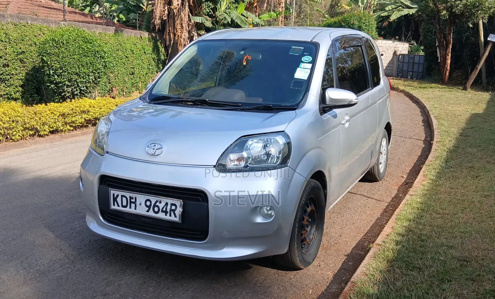 Toyota Porte 2015 Pearl