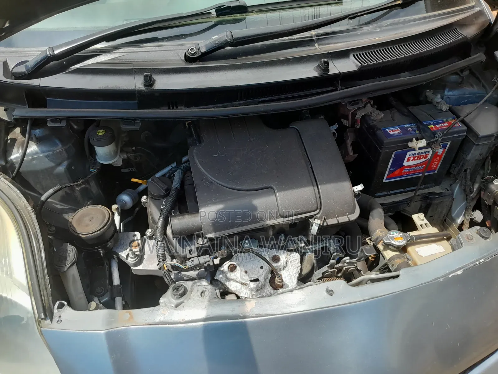 Toyota Vitz 2012 Silver