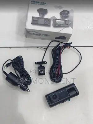 Motor Vehicle 3 in 1 Dash Camera With Reverse, Rear, Inside Cameras