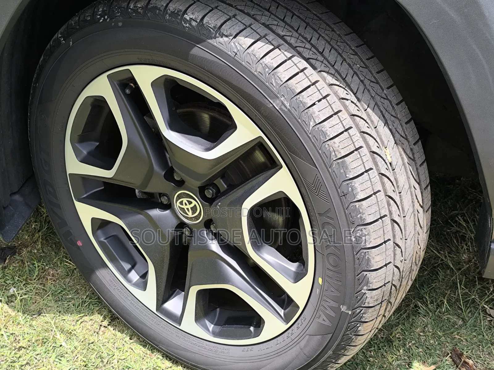 Toyota RAV4 Adventure AWD 2020 Gray