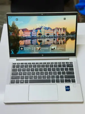 Laptop HP EliteBook 630 G10 16GB Intel Core i7 SSD 512GB