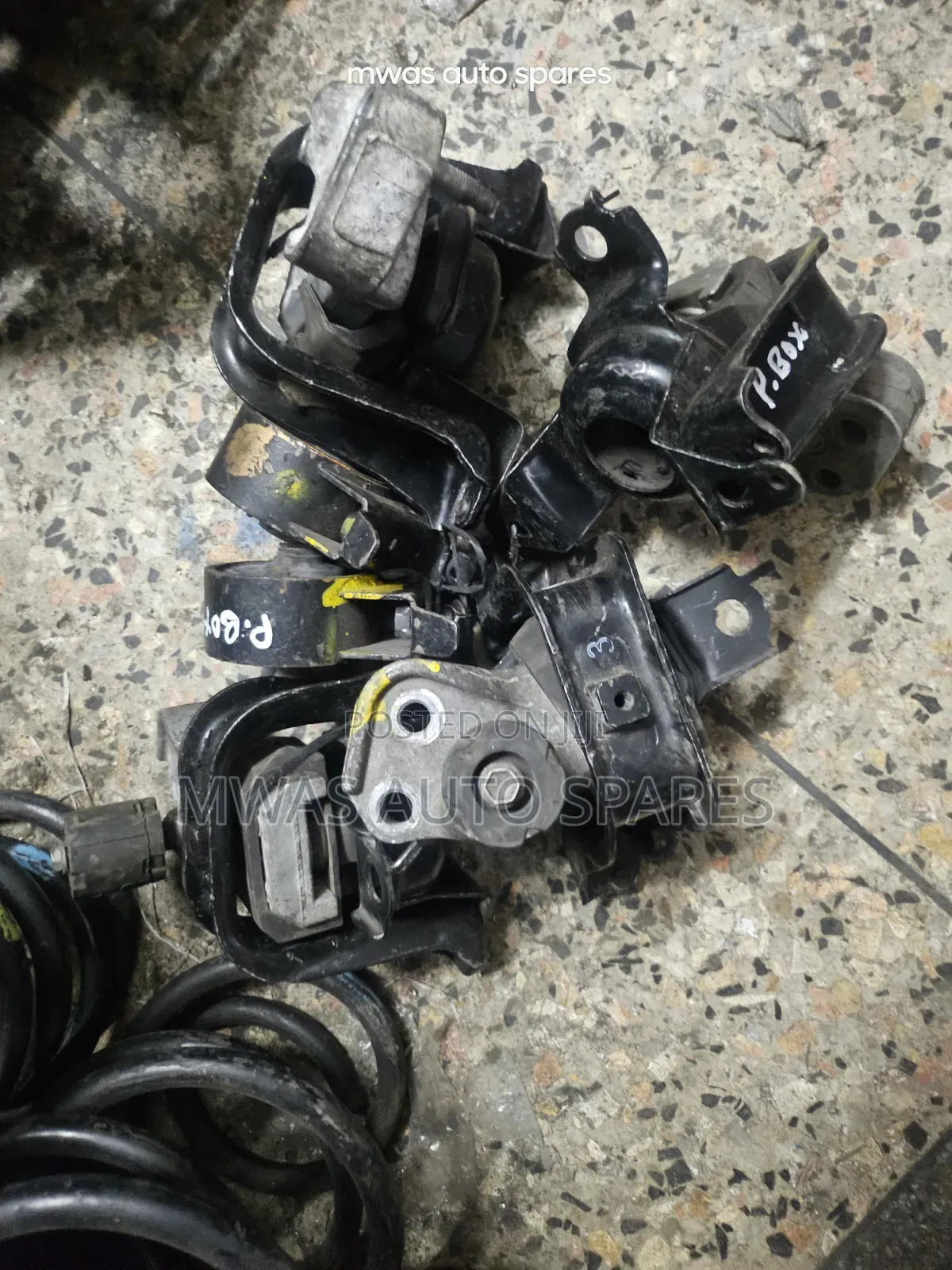 Toyota Probox Engine Mounting