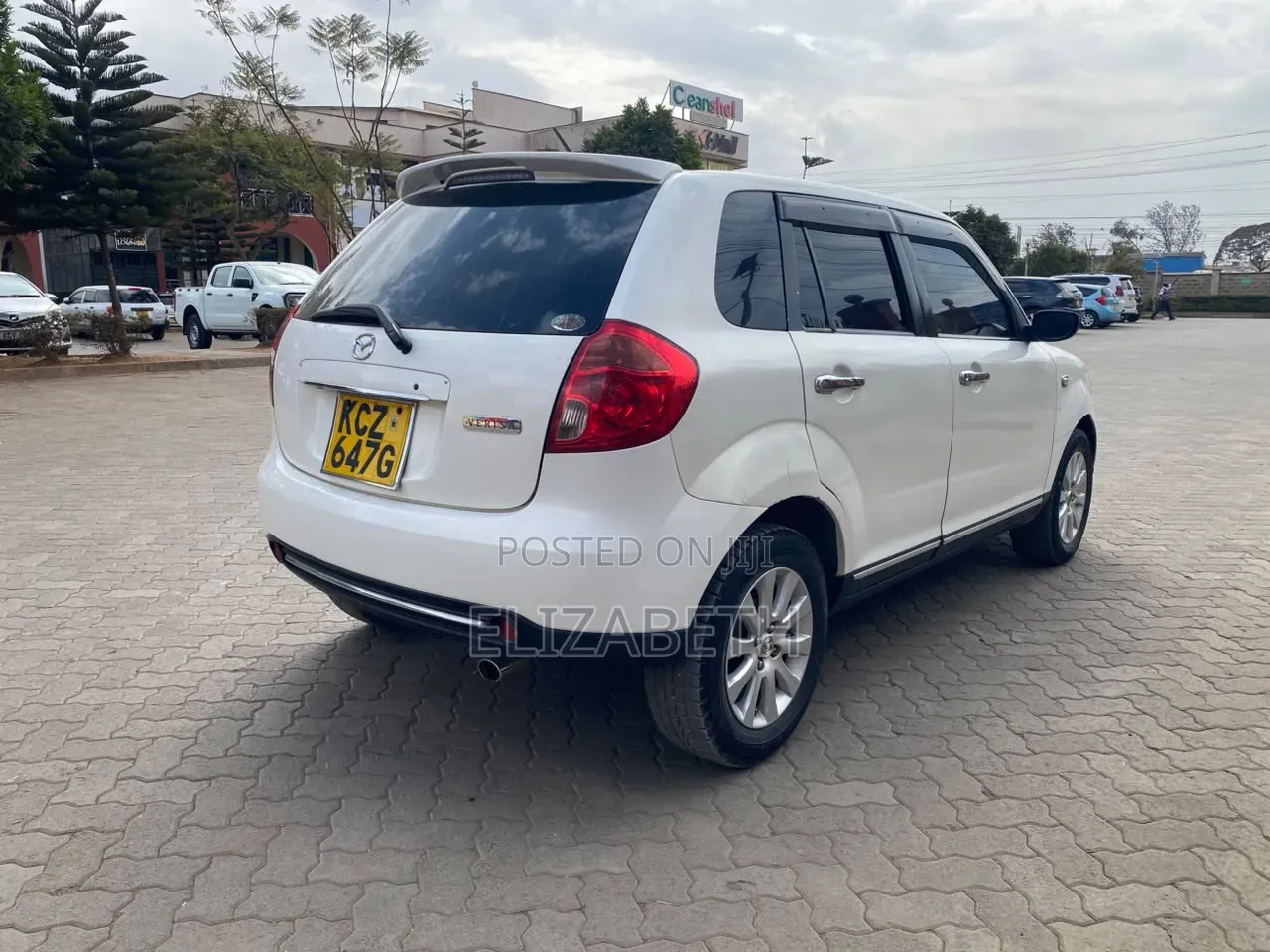 Mazda Verisa 2013 White