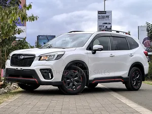 Subaru Forester Premium AWD 2019 Pearl